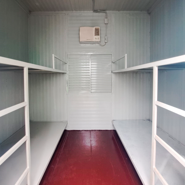 Container para alojamento - 4 e 8 pessoas